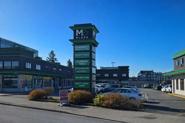 20234 FRASER HIGHWAY, Langdale, British Columbia V3A4E6