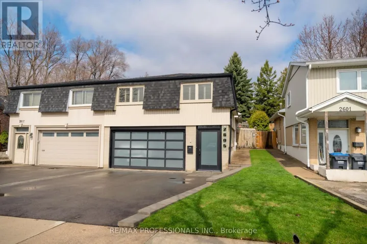 2605 LUNDENE ROAD, Mississauga (Clarkson), Ontario L5J3Y8