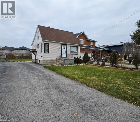 1356 UPPER WELLINGTON Street, Hamilton, Ontario L9A3S9