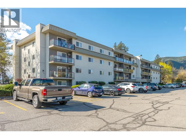 110 Skaha Place Unit# 303, Penticton, British Columbia V2A7L1