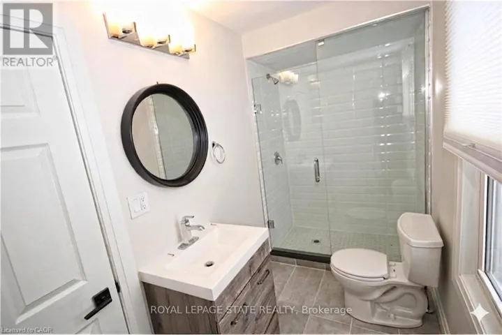 1356 UPPER WELLINGTON STREET, Hamilton (Jerome), Ontario L9A3S9