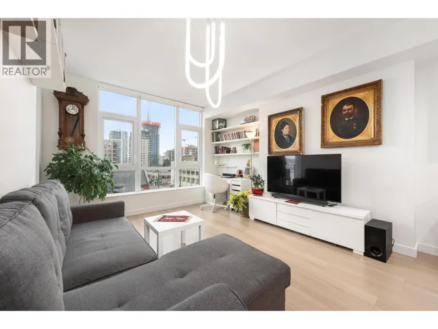 611 618 CARNARVON STREET, New Westminster, British Columbia V3M0N9