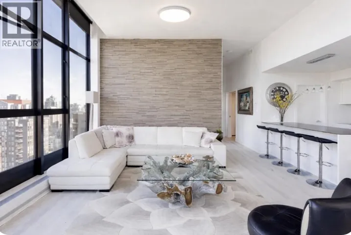 2105 1133 HORNBY STREET, Vancouver, British Columbia V6Z1W1