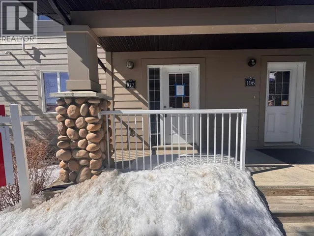 102, 109 Fontaine Crescent, Fort McMurray, Alberta T9H0B1