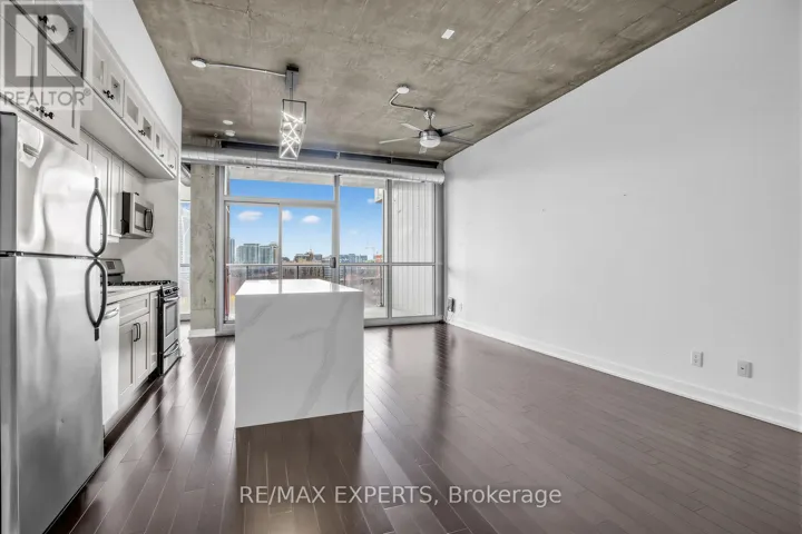 902 - 60 BATHURST STREET, Toronto (Niagara), Ontario M5V2P7