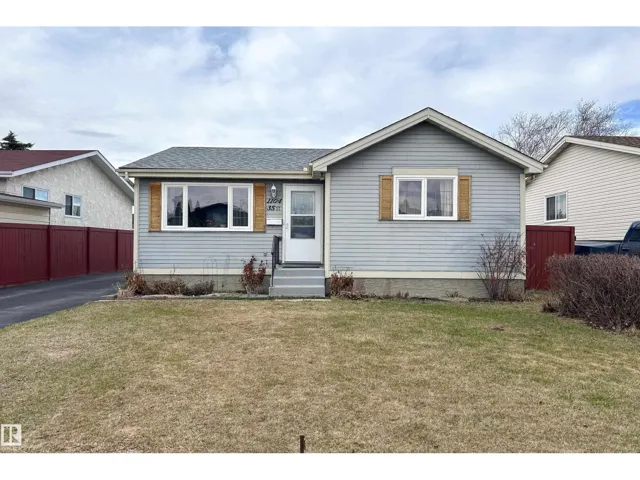 1104 35 ST NW, Edmonton, Alberta T6L3E7