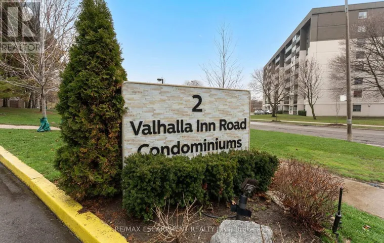 308C - 2 VALHALLA INN ROAD, Toronto (Islington-City Centre West), Ontario M9B6C3