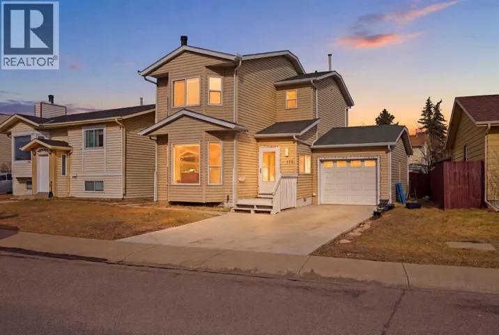 172 Castlebrook Road NE, Calgary, Alberta T3J1P1