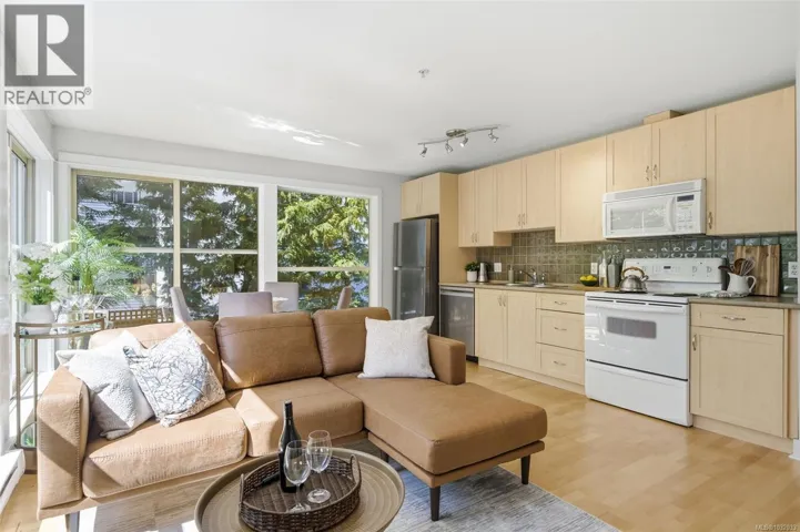 206 1155 Yates St, Victoria, British Columbia V8V3N1
