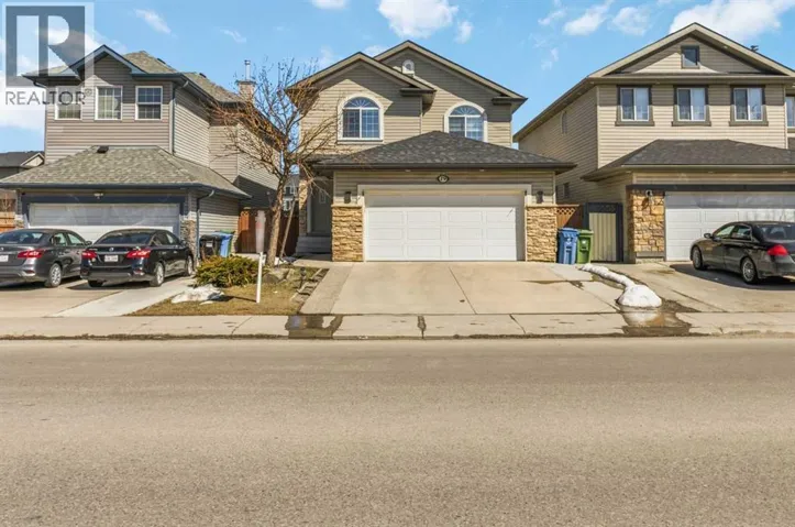 19 Saddleland Drive, Calgary, Alberta T3J5J3