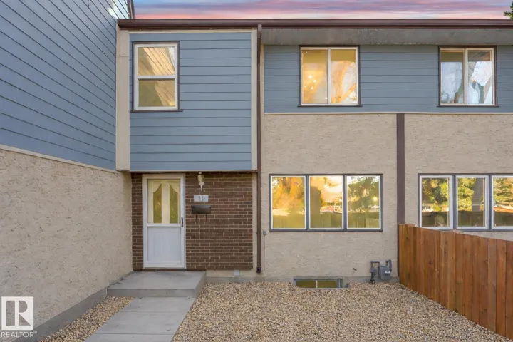 81 Willowdale PL NW, Edmonton, Alberta T5T1Z4