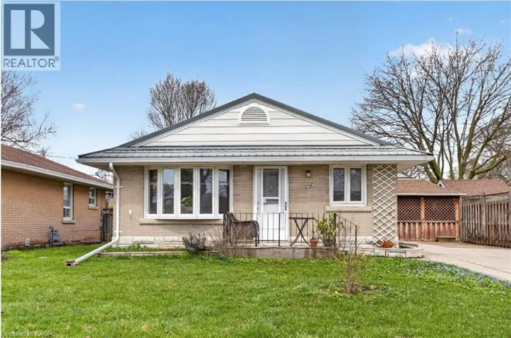 507 PHILIP Crescent, Cambridge, Ontario N3H2R4
