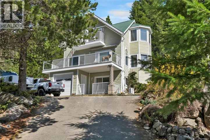 429 Donner Dr, Gold River, British Columbia V0P1G0