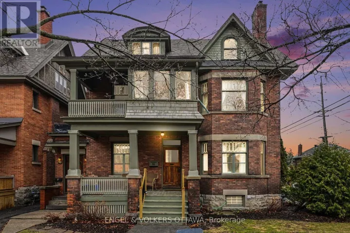 91 POWELL AVENUE, Ottawa, Ontario K1S2A2