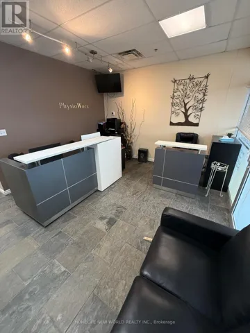 2042 VICTORIA PARK AVENUE E, Toronto (Parkwoods-Donalda), Ontario M1R1V2