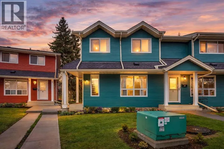 12 Queen Anne Close SE, Calgary, Alberta T2J6N6