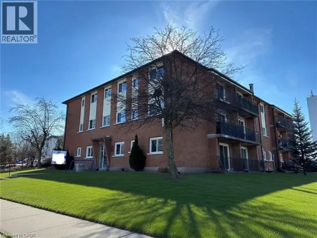 15 MOWAT Boulevard Unit# 4, Kitchener, Ontario N2E1J1