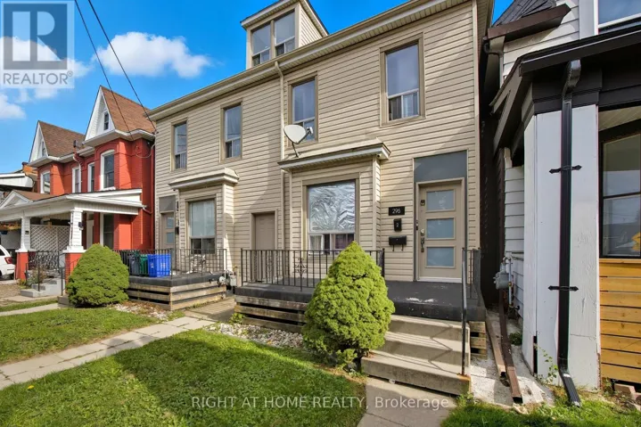 1 - 298 EMERALD STREET N, Hamilton (Landsdale), Ontario L8L5L3