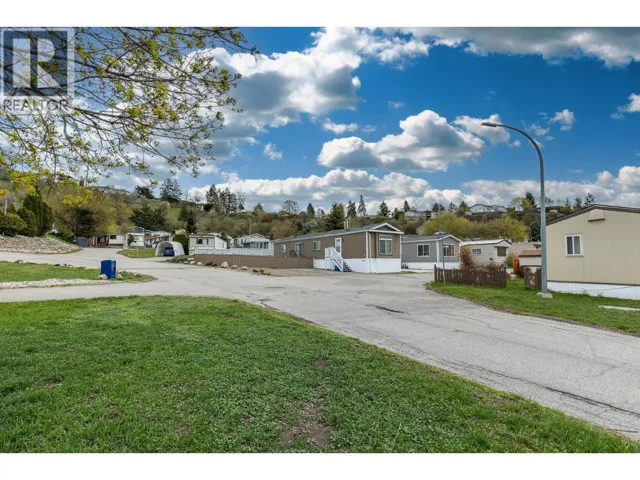 15401 Kalamalka Road Unit# 202, Coldstream, British Columbia V1B1Z3