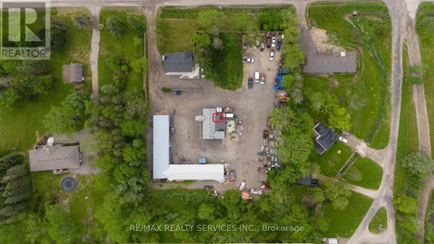 D - 698 6 HIGHWAY, Hamilton, Ontario L8N2Z7