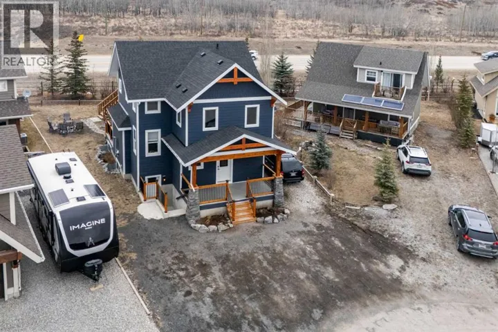 216 Cottageclub Crescent, Rural Rocky View County, Alberta T4C1B1