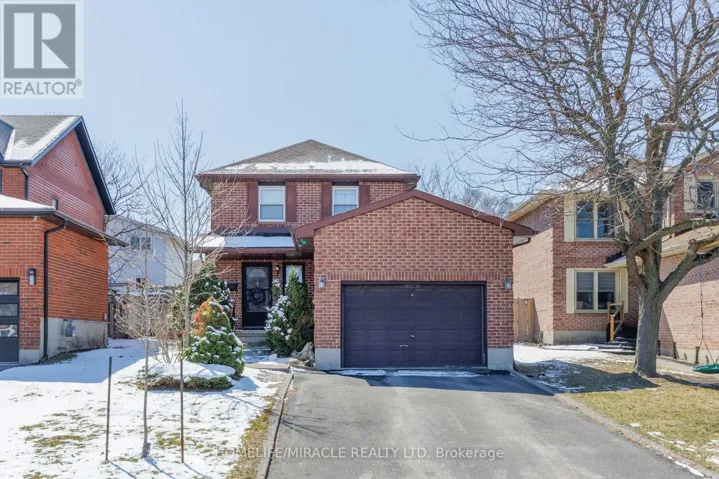10 BALMORAL COURT, Kingston (West of Sir John A. Blvd), Ontario K7M7S9