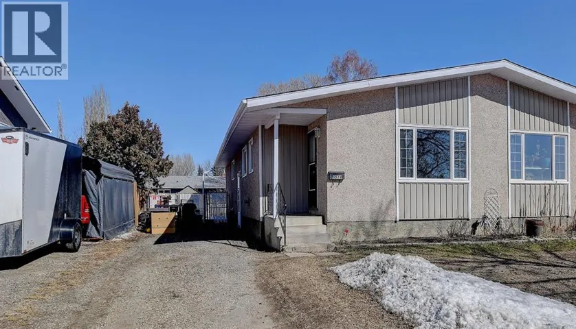 9514 76 Avenue, Grande Prairie, Alberta T8V4T6