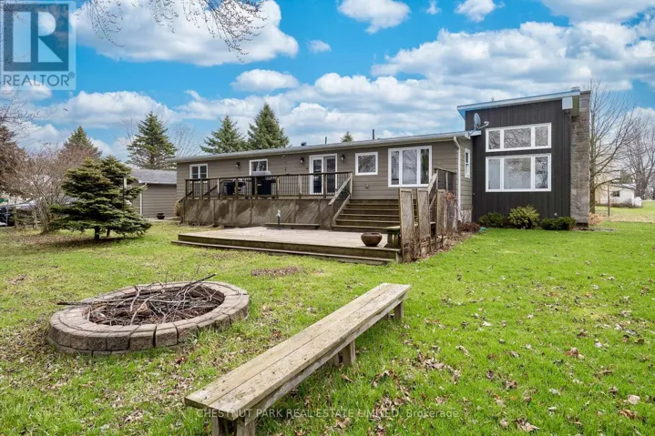 27 CARMANS LANE, Prince Edward County (South Marysburg Ward), Ontario K0K2T0