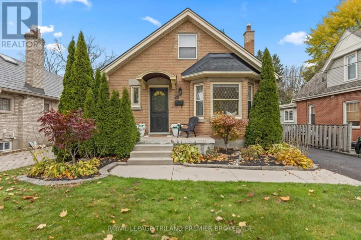 22 BRISCOE STREET E, London South (South F), Ontario N6C1W9