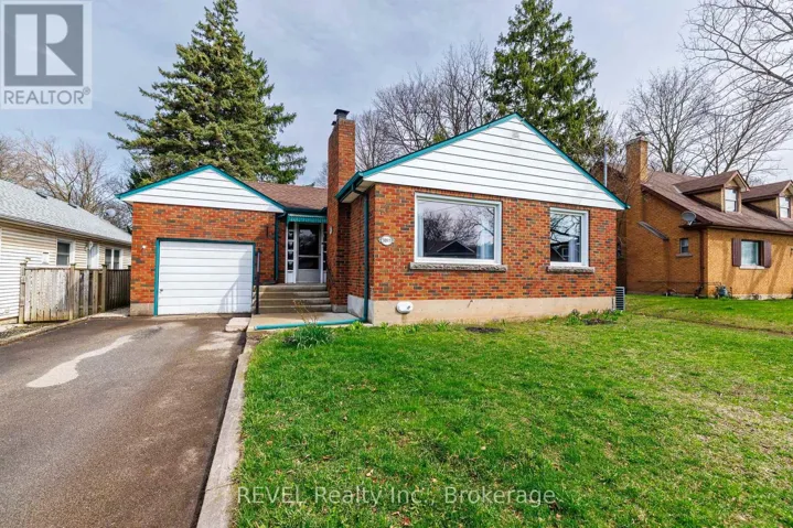 7015 BARKER STREET, Niagara Falls (Dorchester), Ontario L2G1Z5