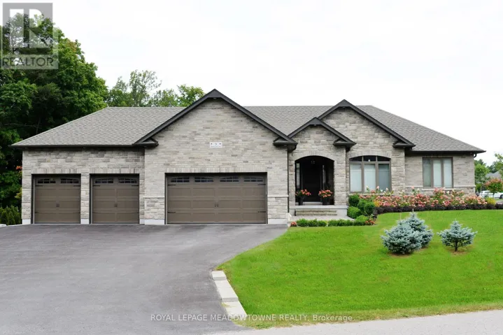 9 BLACK CREEK TRAIL, Springwater (Snow Valley), Ontario L9X0J2