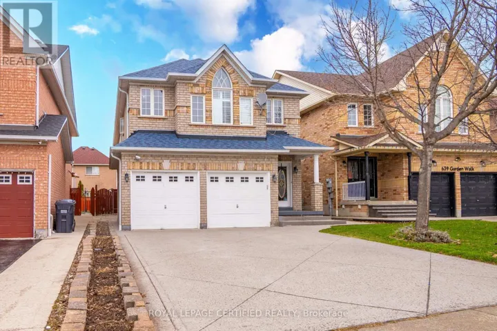 643 GARDEN WALK, Mississauga (Meadowvale Village), Ontario L5W1V9
