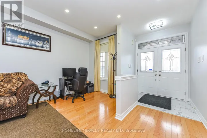 20 GAMSON CRESCENT, Brampton (Sandringham-Wellington), Ontario L6R0V8