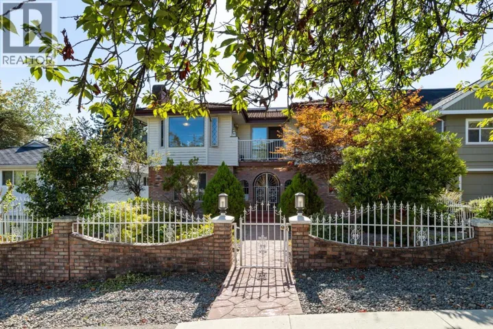 2472 E 12TH AVENUE, Vancouver, British Columbia V5M2C2