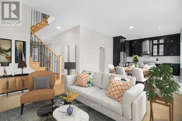 2 - 487 AZTEC DRIVE, Oshawa (McLaughlin), Ontario L1J7S7