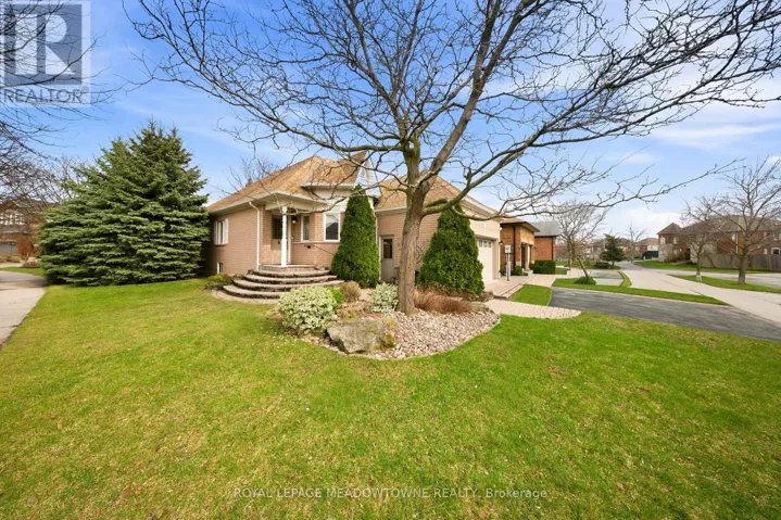 20 HUFFMANN DRIVE, Halton Hills (Georgetown), Ontario L7G5W4