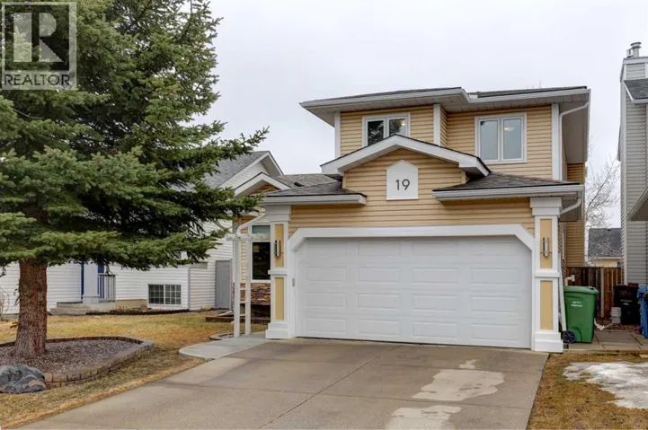 19 Riverstone Crescent SE, Calgary, Alberta T2C4A4