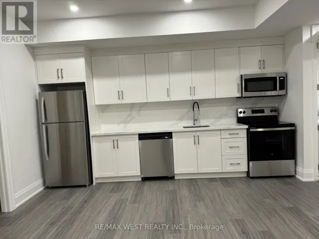 LOWER - 21 ANTONIO COURT, Toronto (Humber Summit), Ontario M9L0A4