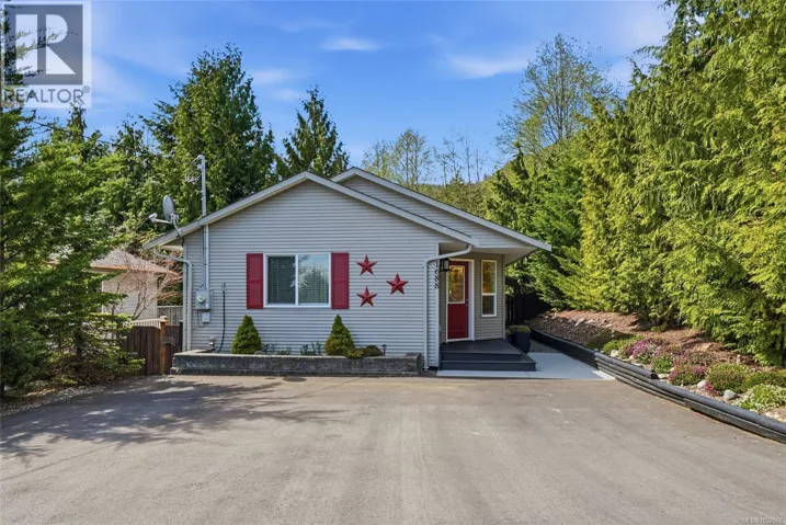 1688 Lailah's Loop, Qualicum Beach, British Columbia V9K2S3