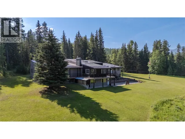 105 Castle Mountain Road, Fernie, British Columbia V0B1M4