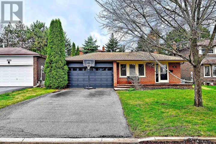 262 PLYMOUTH TRAIL, Newmarket (Bristol-London), Ontario L3Y6G7