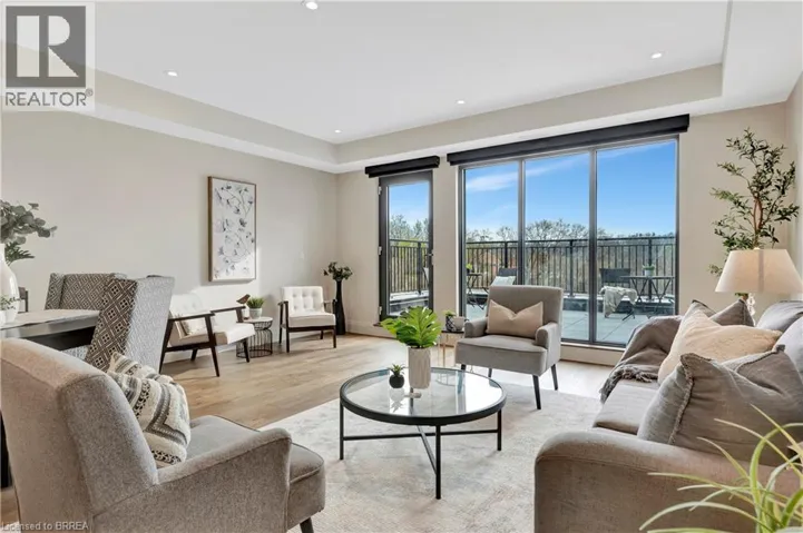 7 GRAND RIVER Street N Unit# 204, Paris, Ontario N3L2L9