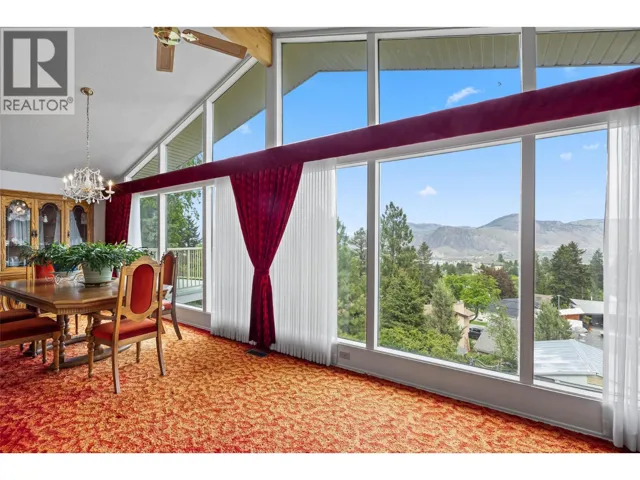 178 WADDINGTON Drive, Kamloops, British Columbia V2E1M4