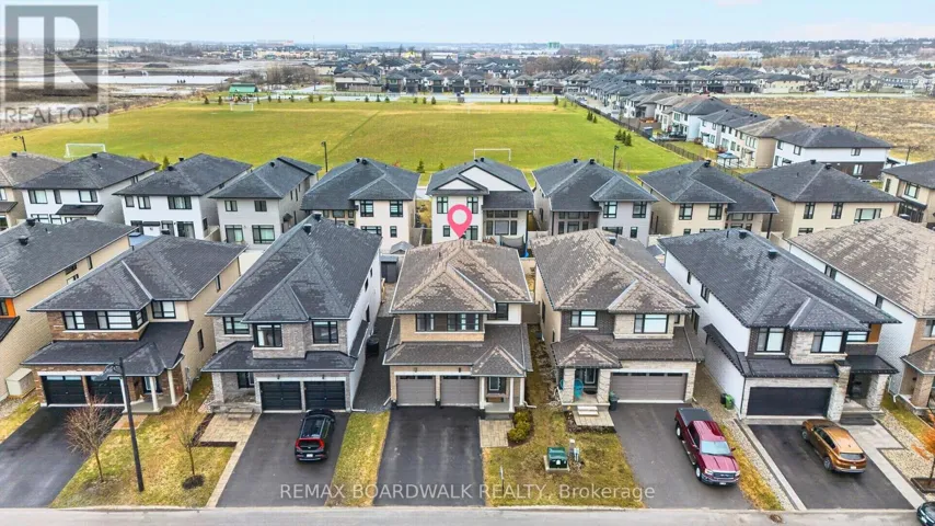 38 THUNDERBOLT STREET, Ottawa, Ontario K2V0L9