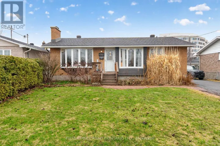 1307 AURELE STREET, Ottawa, Ontario K1B3L4