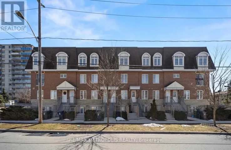 12 - 45 CEDARCROFT BOULEVARD, Toronto (Westminster-Branson), Ontario M2R3Y2