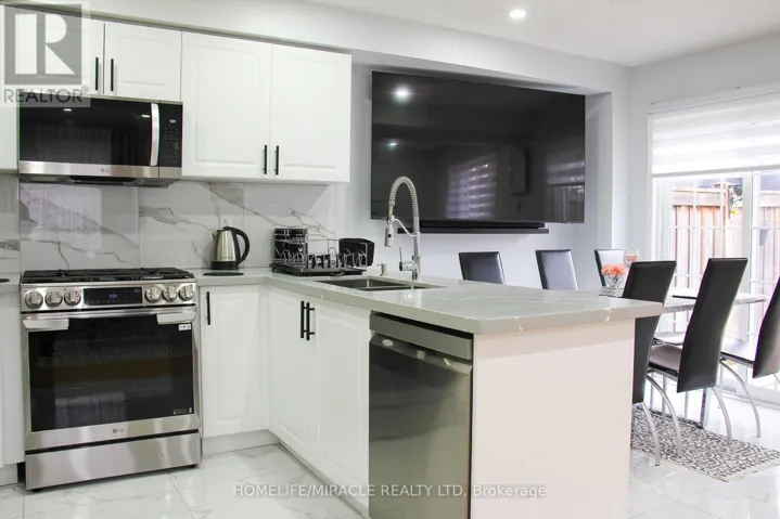 60 BUSHMILL CIRCLE, Brampton (Fletcher's Meadow), Ontario L7A0K8