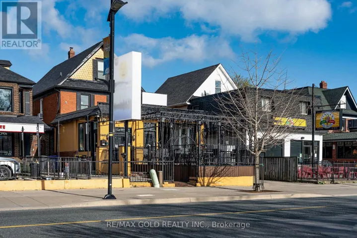 5448 VICTORIA AVENUE, Niagara Falls (Clifton Hill), Ontario L2G3L2