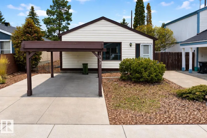 5514 93A AV NW, Edmonton, Alberta T6B2K7