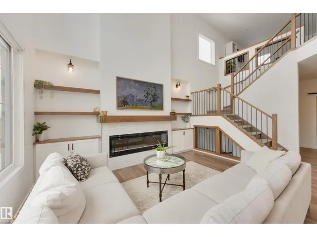 21360 38 AV NW, Edmonton, Alberta T6M1S4